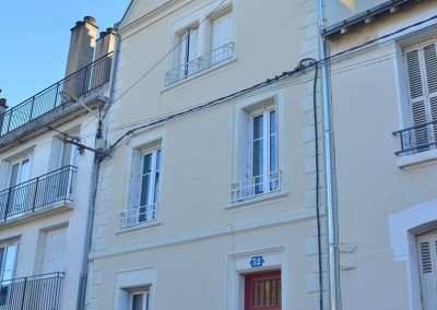 Taille de pierre, enduit à la chaux - rue San-Francisco à Tours 37