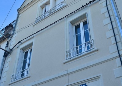 Taille de pierre, enduit à la chaux - rue San-Francisco à Tours 37