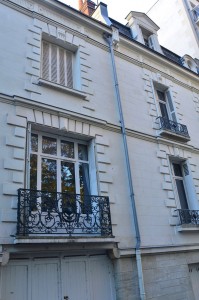 Taille de pierre, enduit à la chaux - rue Boisdenier à Tours 37