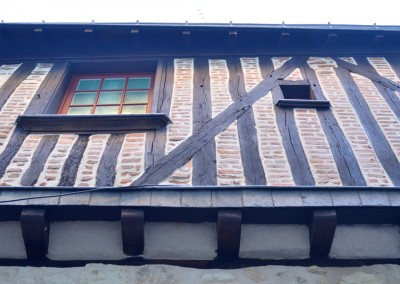 Taille de pierre, enduit à la chaux - rue de la Paix à Tours 37