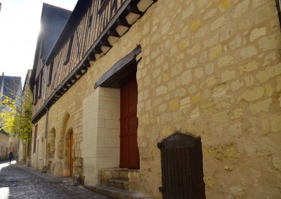 Taille de pierre, enduit à la chaux - rue de la Paix à Tours 37