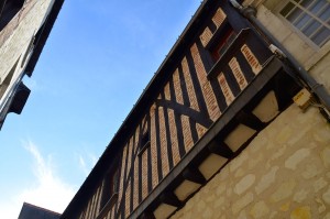 Taille de pierre, enduit à la chaux - rue de la Paix à Tours 37