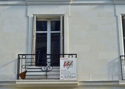 Taille de pierre, enduit à la chaux - rue Jules Favre à Tours 37