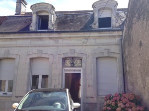 Taille de pierre, lucarnes à La Croix en Touraine