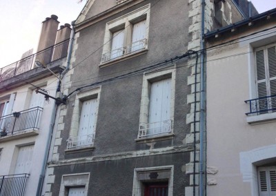 Taille de pierre, enduit à la chaux - rue San-Francisco à Tours 37
