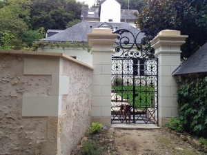 Taille de pierre à Saint-Cyr-sur-Loire (37)