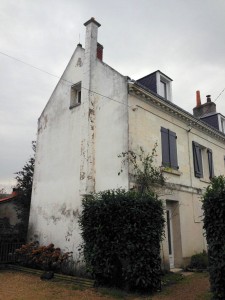 Enduit à la chaux et taille de pierre à Larçay (37)