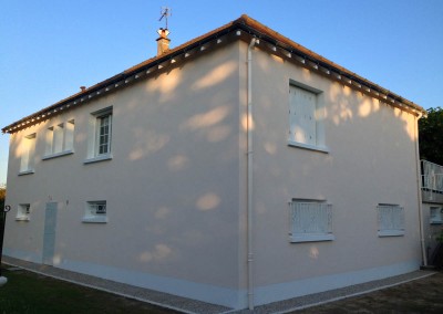 Enduit de façade à Saint-Genouph 37