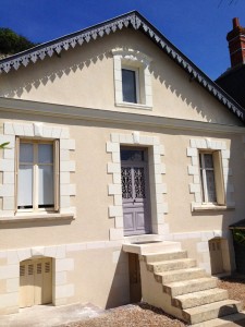 Enduit à la chaux et taille de pierre à Rochecorbon (37)