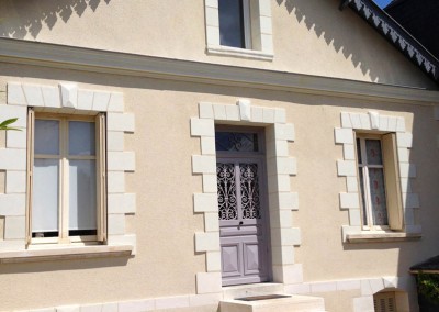 Enduit à la chaux et taille de pierre à Rochecorbon (37)