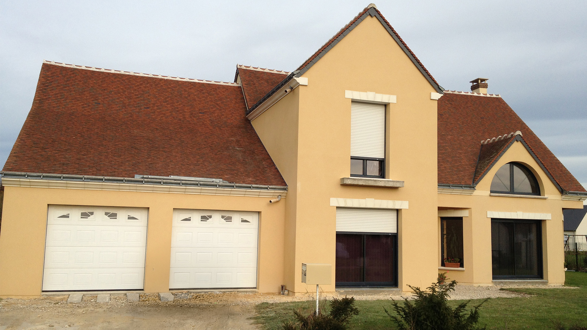 Façade de pavillon rénovée par Vif Façades
